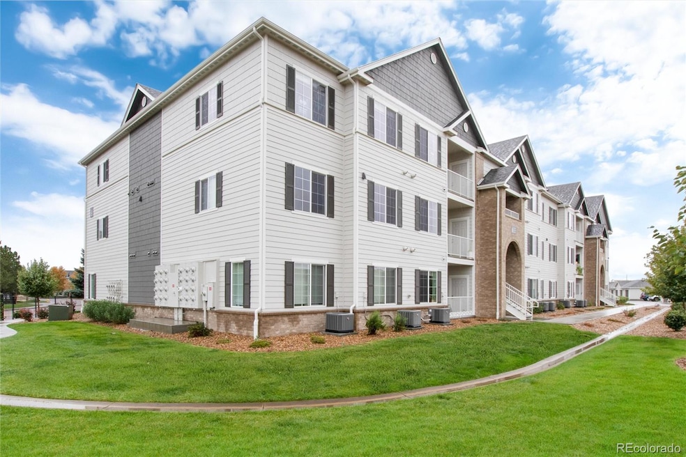 Under Contract $374,900