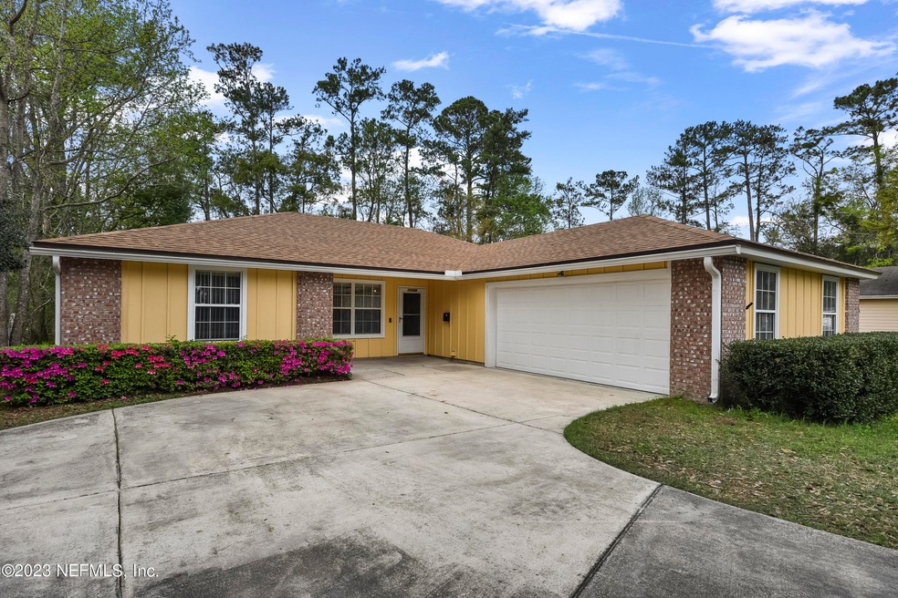 10724 Tulsa Rd, Jacksonville, FL 32218 - photo 1