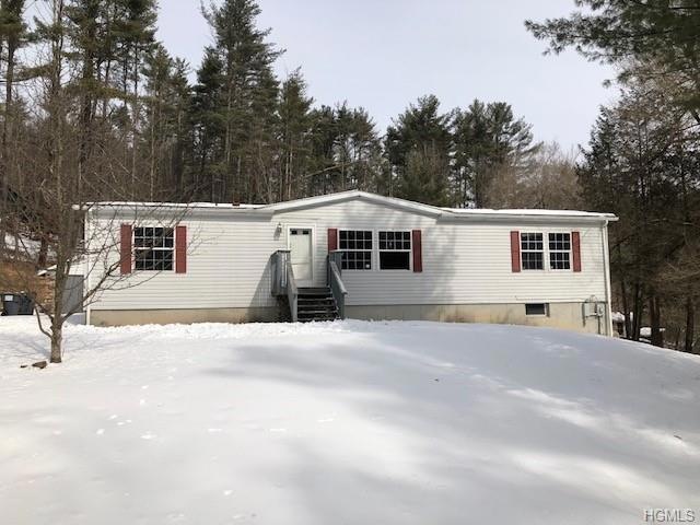 142 Oakland Valley Rd, Cuddebackville, NY 12729 - photo 1