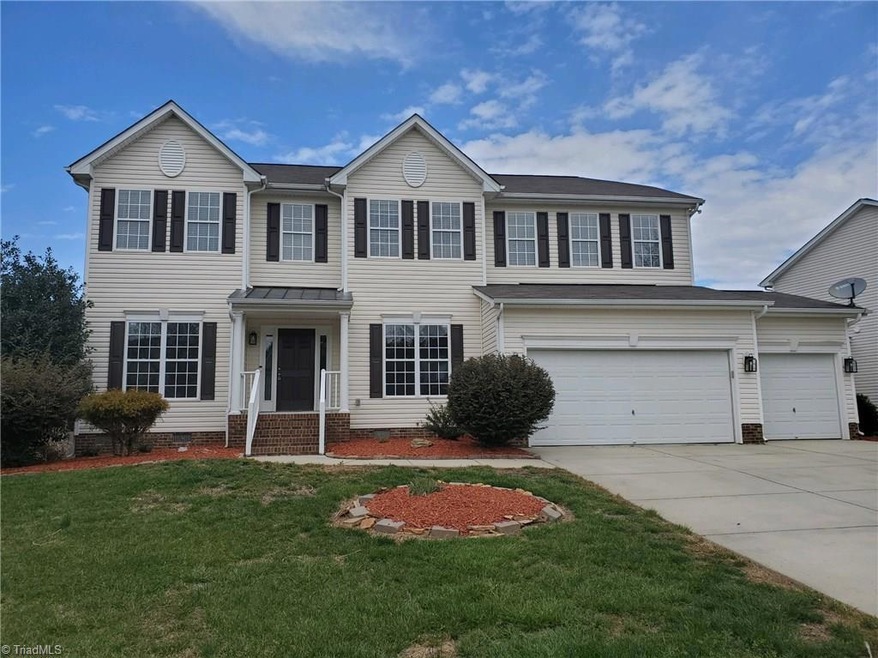 4325 Twisting Creek Dr, High Point, NC 27265 - photo 1