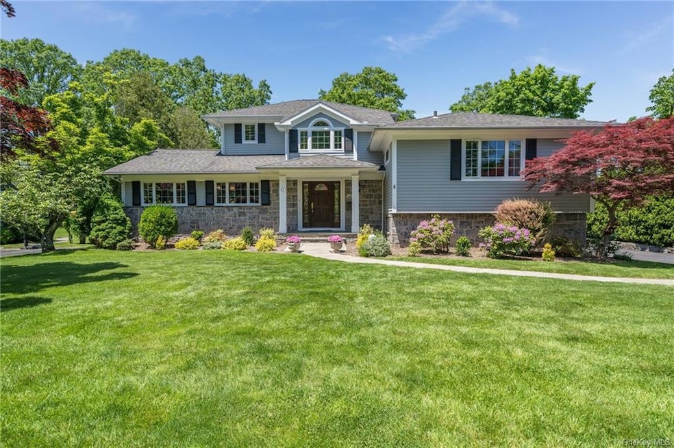 45 Country Ridge Dr, Rye Brook, NY 10573 - photo 1