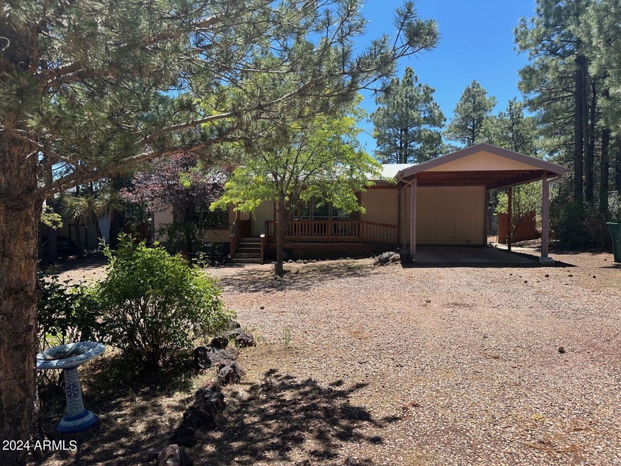 261 W Oliver, Show Low, AZ 85901 - photo 1