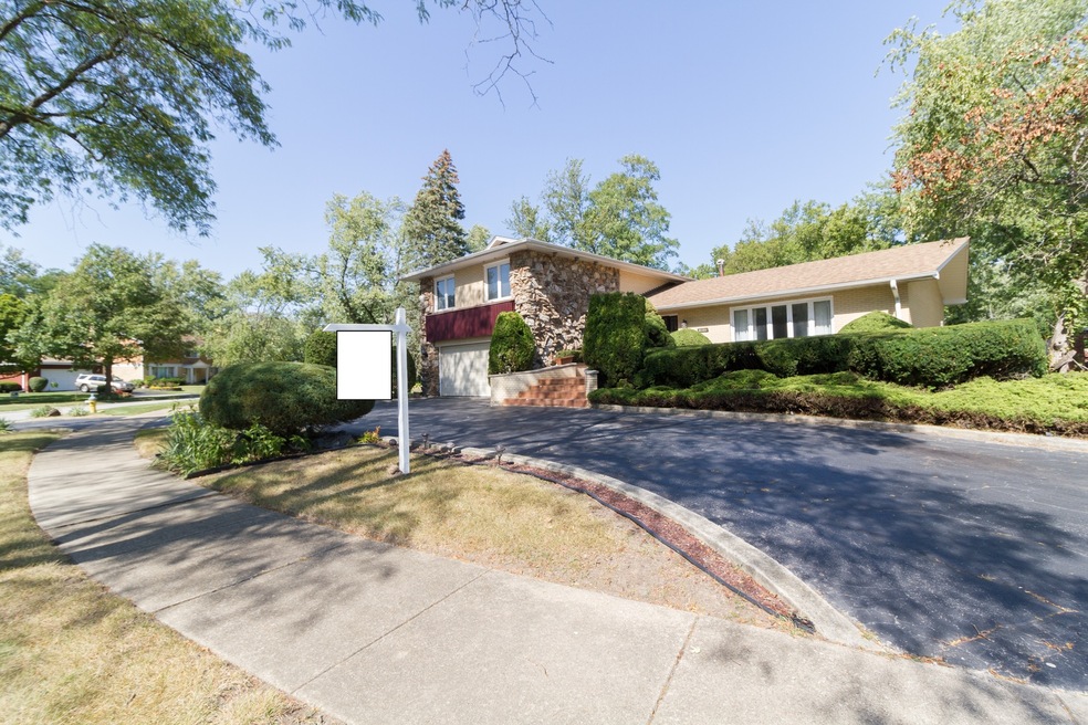 3737 Poplar Rd, Flossmoor, IL 60422 - photo 1