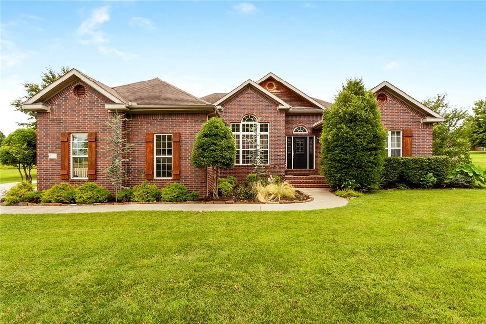 832 Butterfield Ave, West Fork, AR 72774 - photo 1