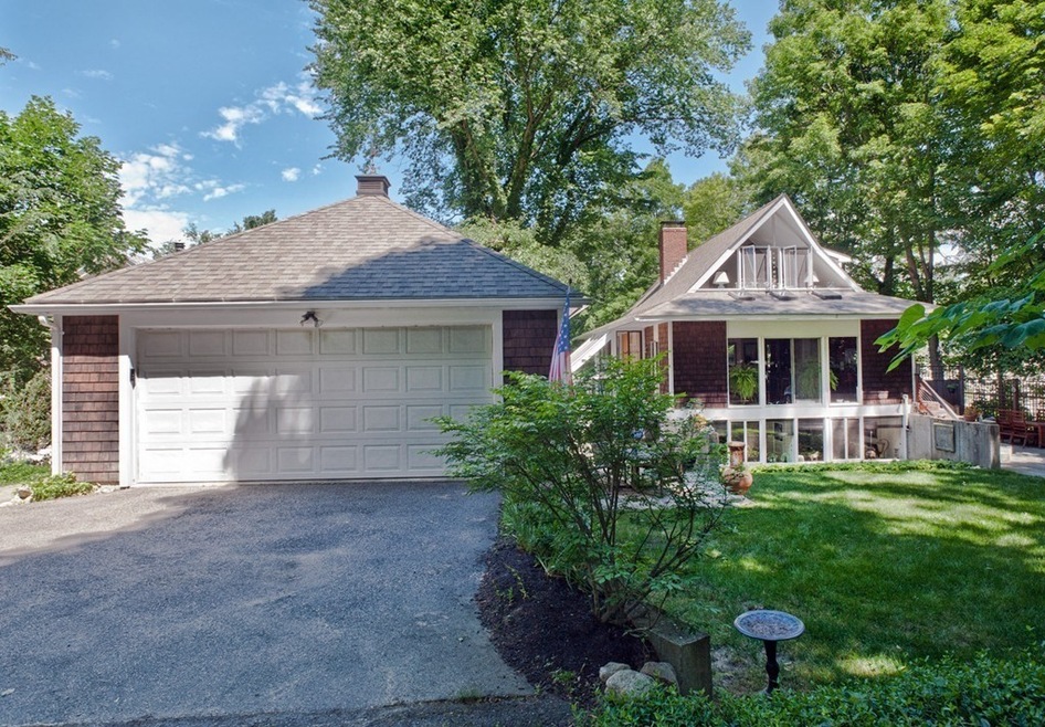 8 Bird Hill Ave, Wellesley Hills, MA 02481 - photo 1