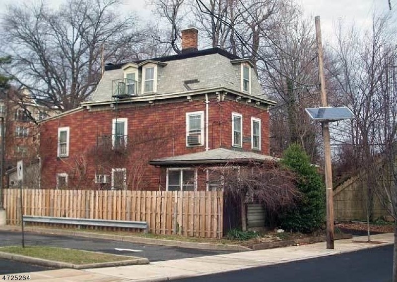 7 Poplar St unit 11, Rahway, NJ 07065 - photo 1