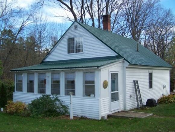 614 Maple St, Waterford, VT 05819 - photo 1