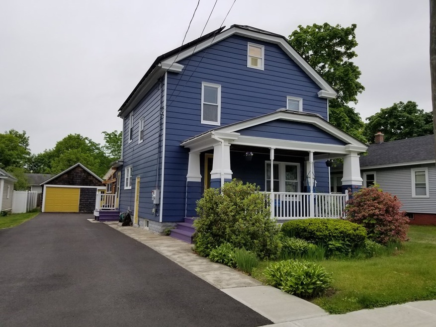 14 Worcester Ave, Turners Falls, MA 01376 - photo 1