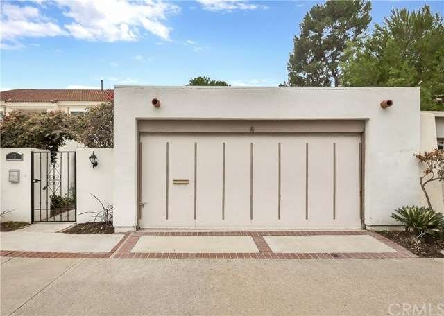 ABSOLUTELY STUNNING SINGLE STORY HOME, 3 bedroom, 