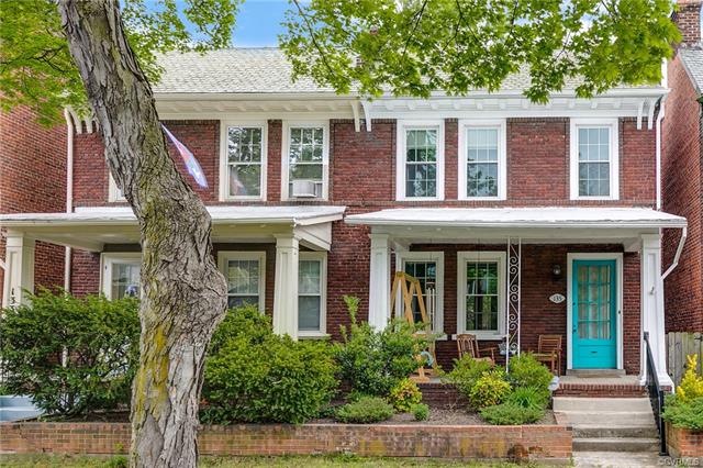 Classic 1921 Row house in the heart of Carytown.