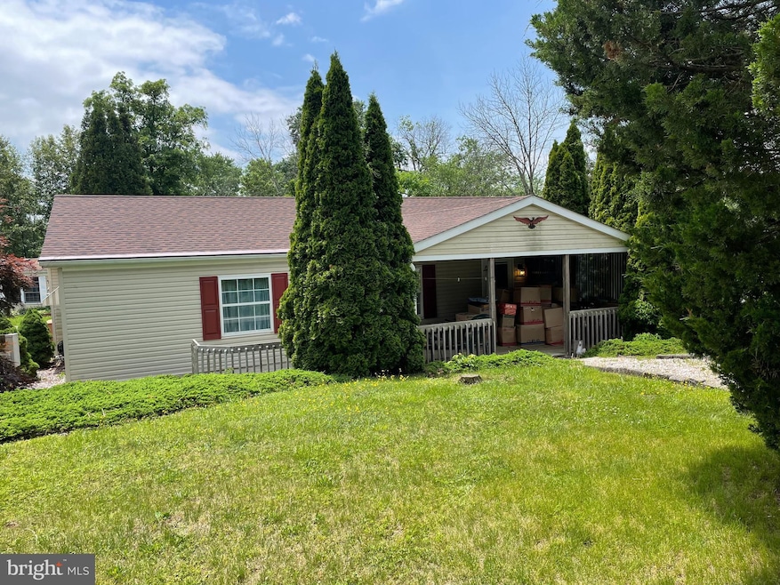 15 Fairway Ct, Quakertown, PA 18951 - photo 1