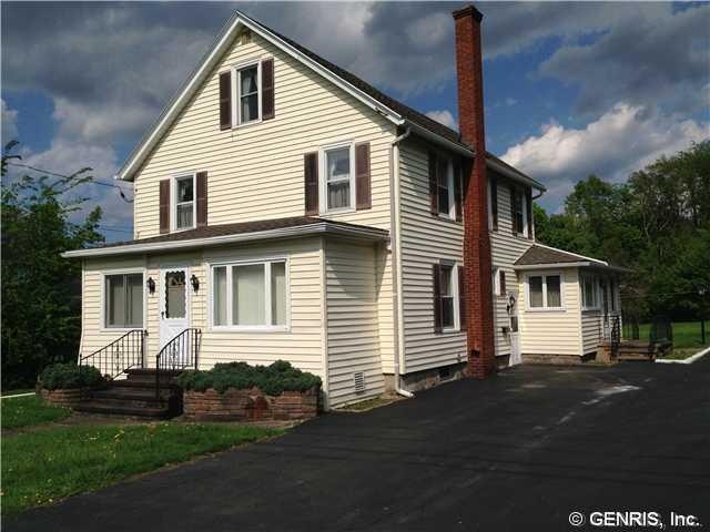 Exterior Front. Front of home boasts vinyl siding,