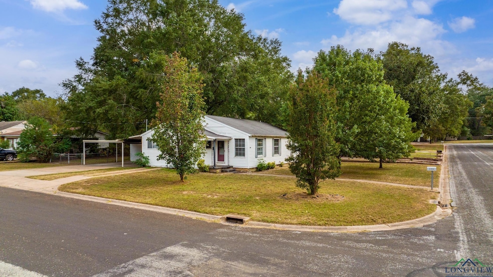 3302 Florence St, Kilgore, TX 75662 - photo 1