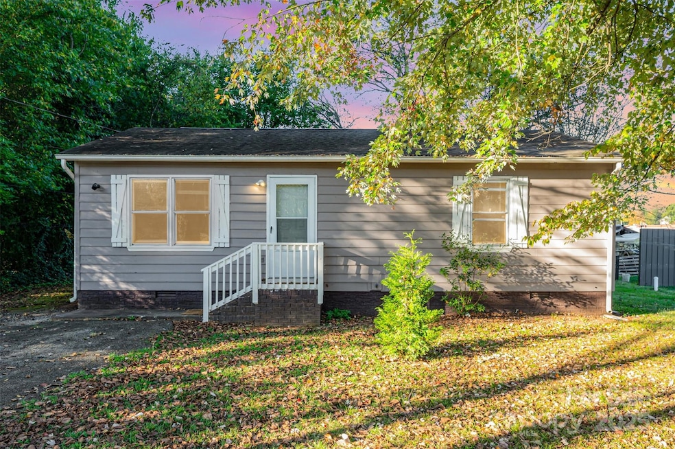 260 Correll St, Salisbury, NC 28144 - photo 1