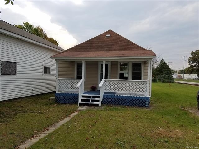 This is a view of the front of the home.