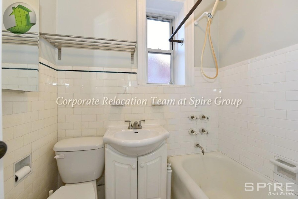 30-63 44th St unit 1, Astoria, NY 11103 - photo 1