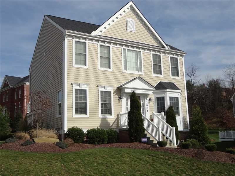 Exterior Front. Better then new, very nicely lands
