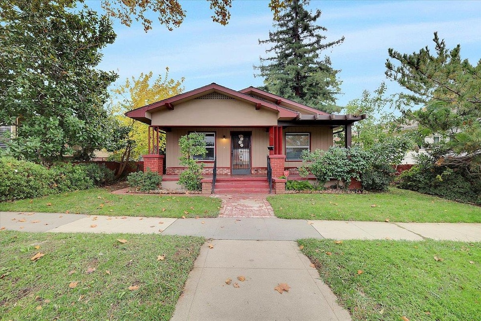 421 Elefa St, Roseville, CA 95678 - photo 1