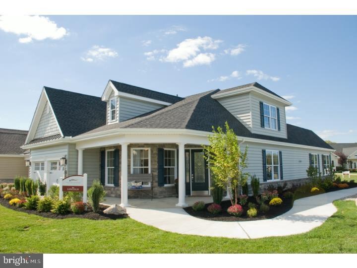 4367 Allegiant St, Center Valley, PA 18034 - photo 1