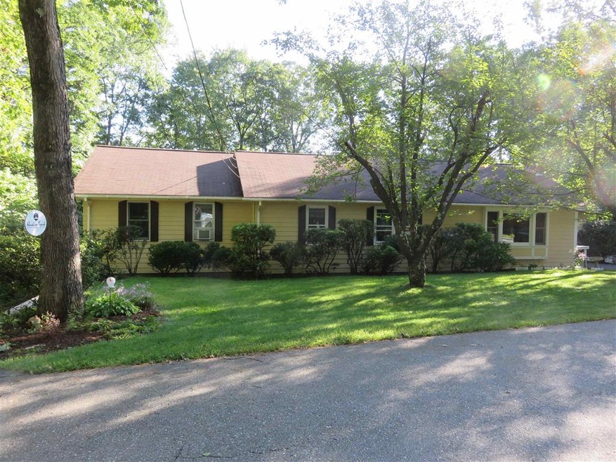 5 Third Ave, Goffstown, NH 03045 - photo 1