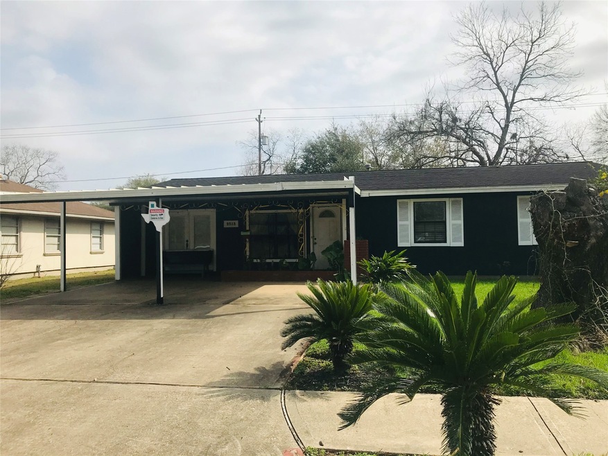 9818 Carmalee St, Houston, TX 77075 - photo 1
