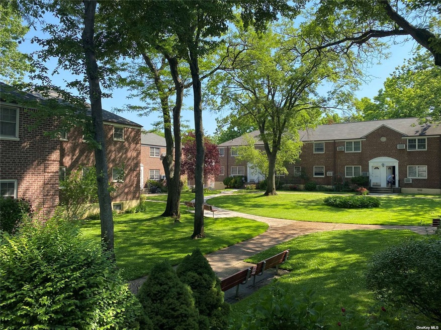 5743 Marathon Pkwy unit 317, Little Neck, NY 11362 - photo 1