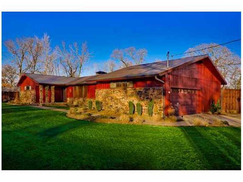 402 Magnolia Dr, Bentonville, AR 72712 - photo 1