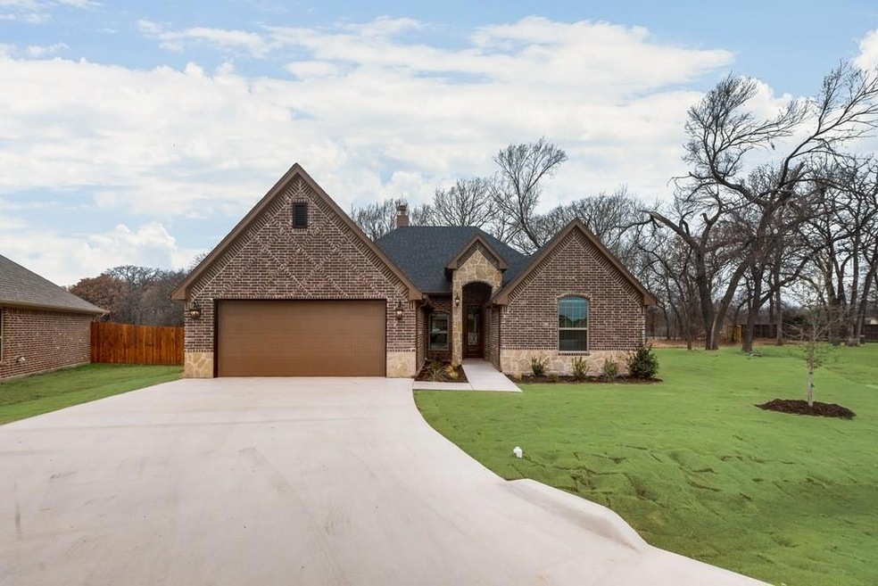 3111 Windcrest Ct, Granbury, TX 76049 - photo 1