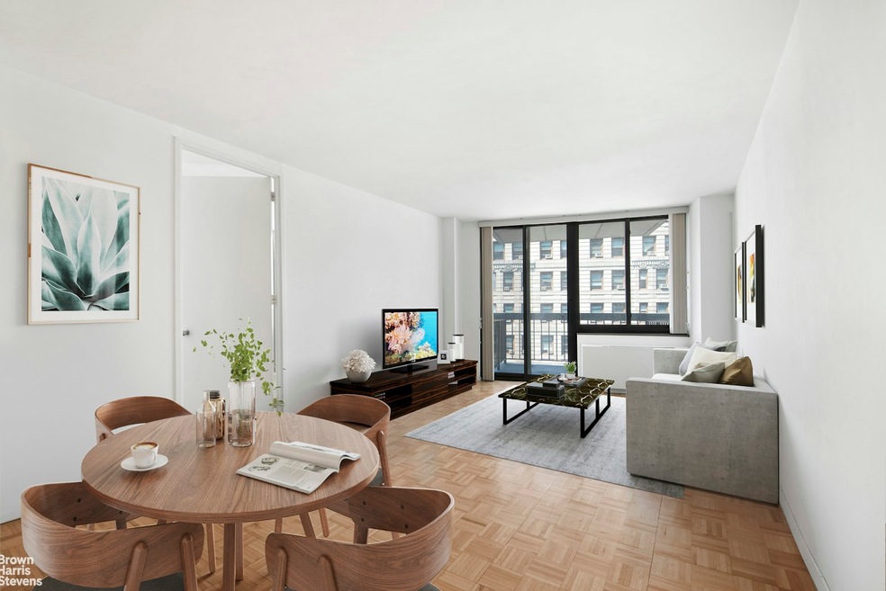 Madison Green unit 21F, New York, NY 10010 - photo 1