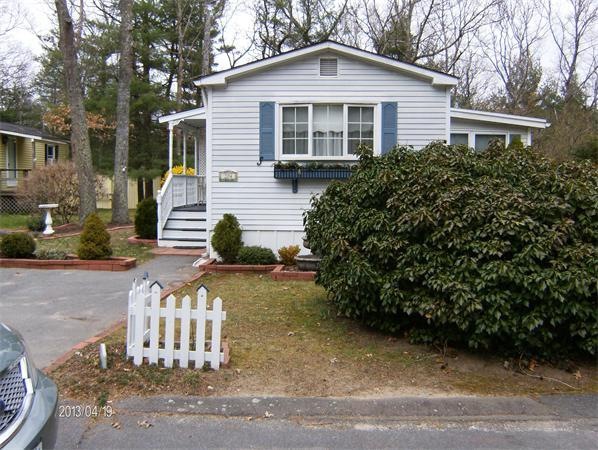 204 Windswept Rd, Wareham, MA 02571 - photo 1