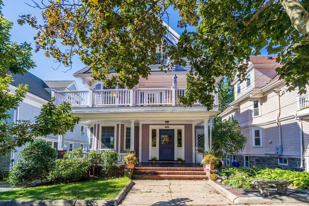 106 Westbourne Terrace unit 1, Brookline, MA 02446 - photo 1