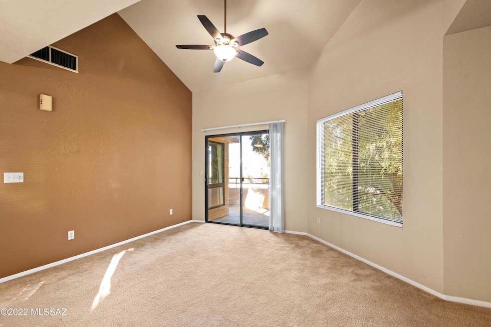03-Living Room