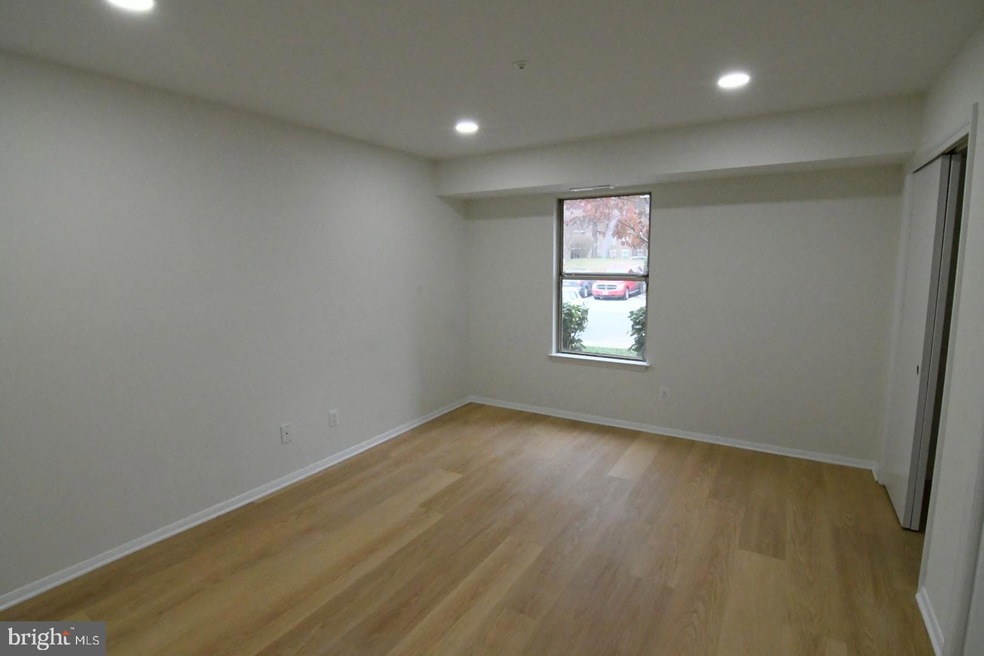 7917 Coriander Dr unit 104, Gaithersburg, MD 20879 - photo 1