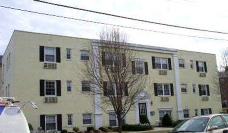2305 Farrington Ave unit 204, Alexandria, VA 22303 - photo 1