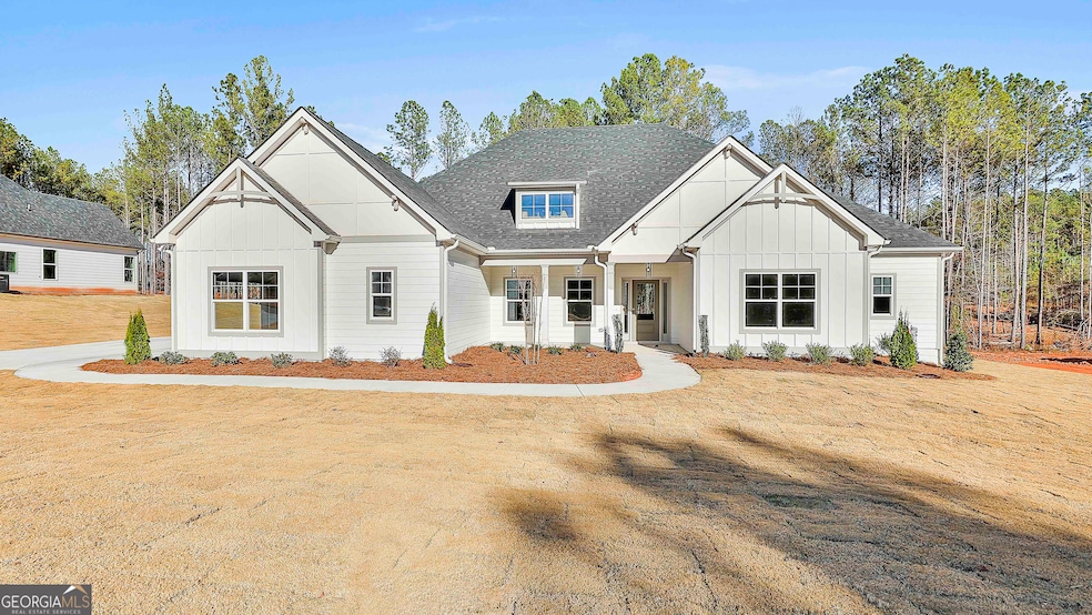 188 Tattersall Way unit 5-99, Senoia, GA 30276 - photo 1