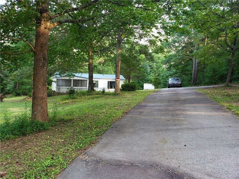 6162 Lollis Creek Rd, Flowery Branch, GA 30542 - photo 1