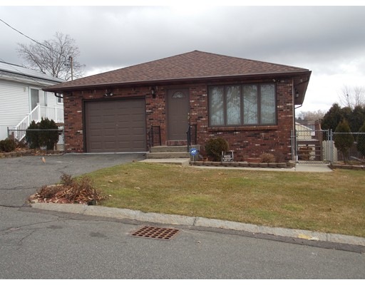 140 Kirkland Ave, Ludlow, MA 01056 - photo 1