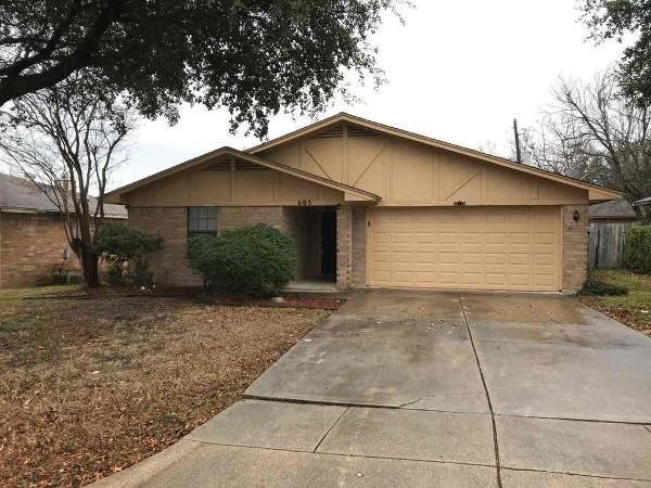 605 Allencrest Dr, Fort Worth, TX 76108 - photo 1