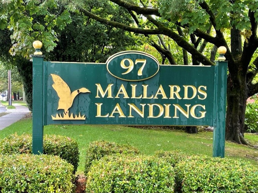 Welcome to Mallards Landing