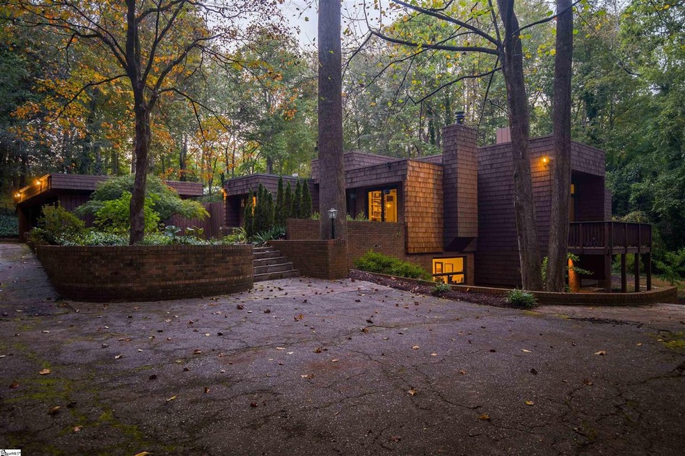 120 Hathaway Cir, Greenville, SC 29617 - photo 1