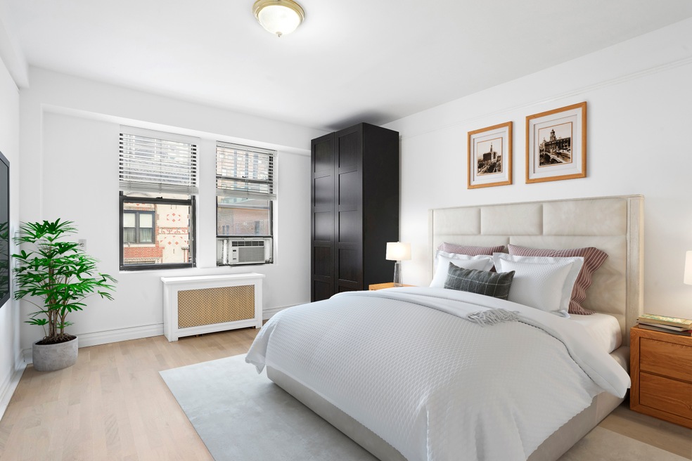 142 E 49th St unit 9-A, New York, NY 10017 - photo 1