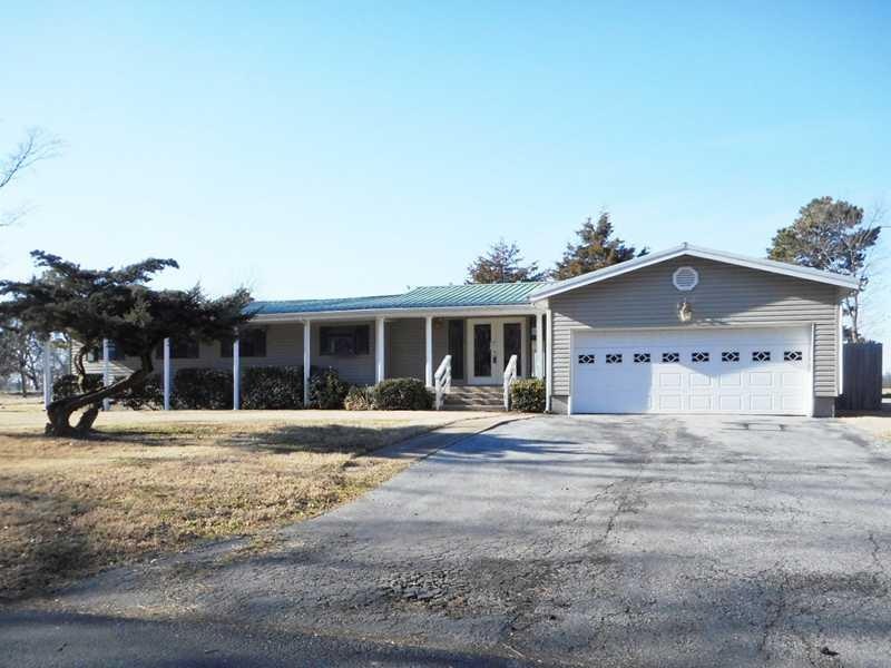 19848 Shinn Springs Rd, Siloam Springs, AR 72761 - photo 1