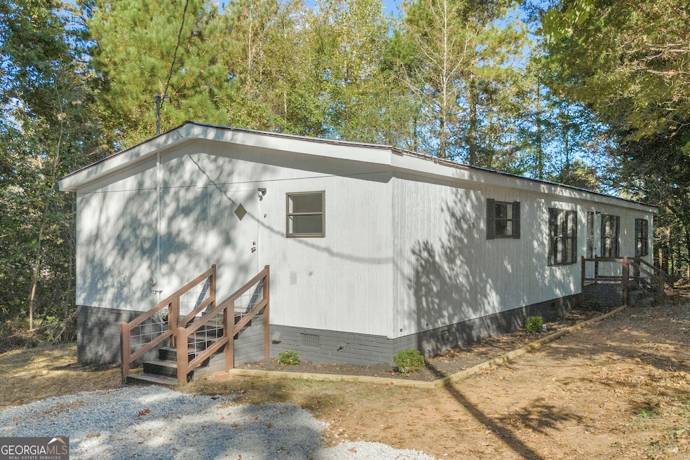 2070 Hobbs Noggle Rd NW, Dewy Rose, GA 30634 - photo 1