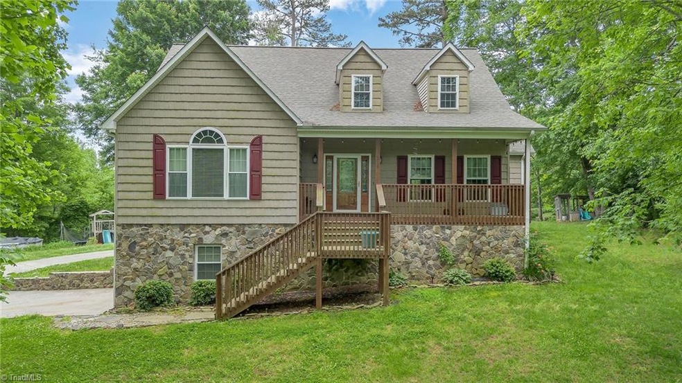 Sold $425,000