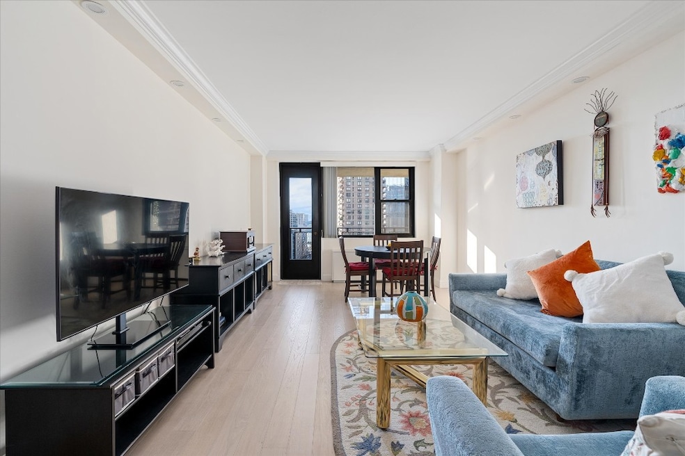 165 W 66th St unit 15-D, New York, NY 10023 - photo 1