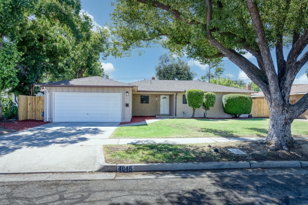 4645 N 5th St, Fresno, CA 93726 - photo 1