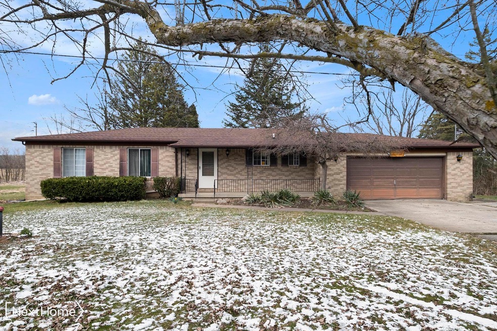 11278 Carpenter Rd, Flushing, MI 48433 - photo 1