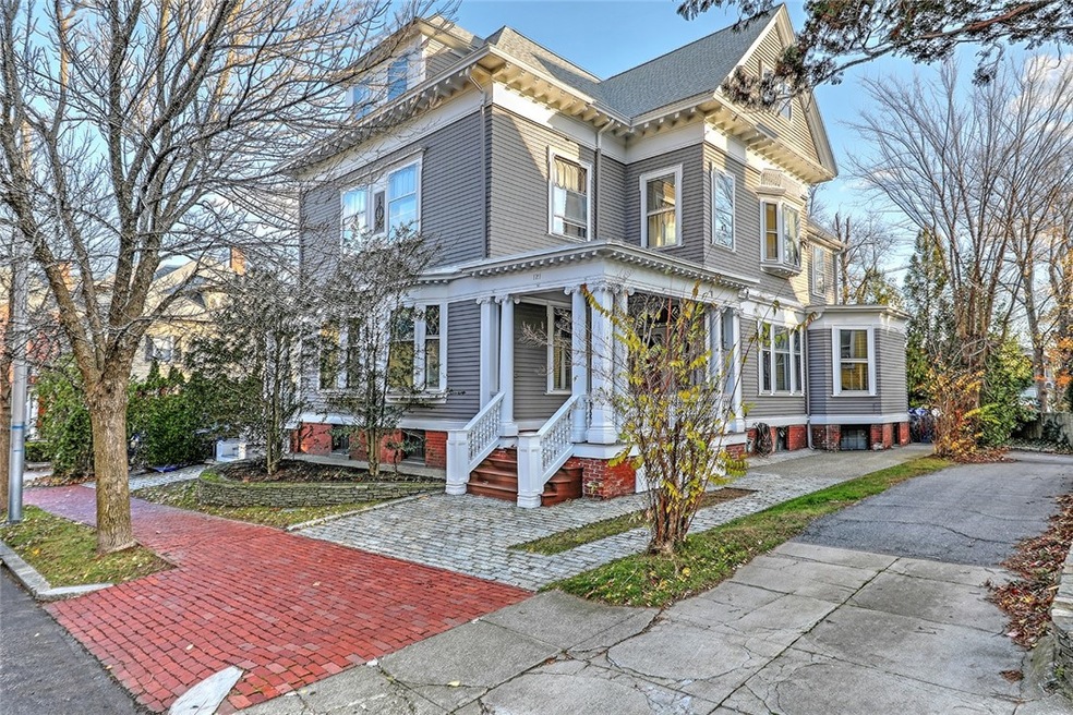 121 Benevolent St, Providence, RI 02906 - photo 1