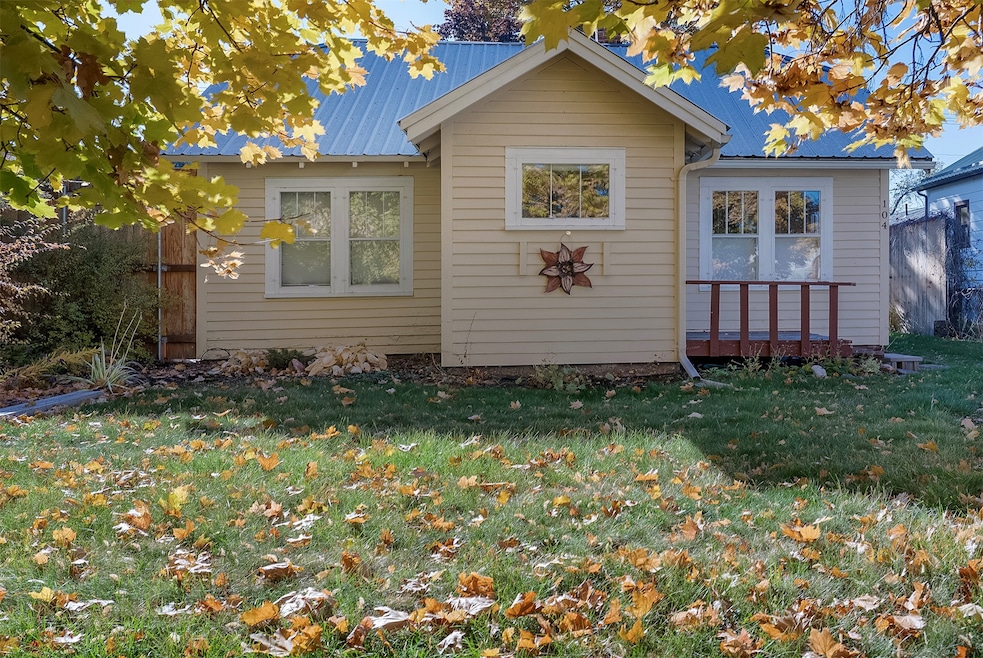 104 5th Ave E, Polson, MT 59860 - photo 1