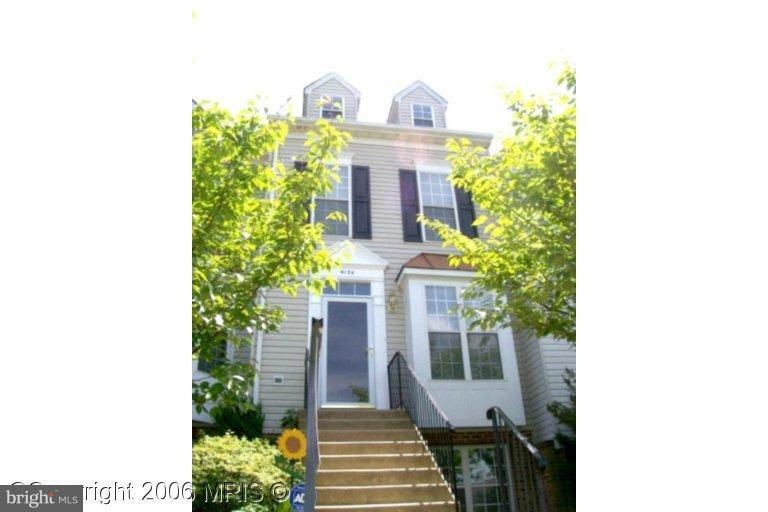 4134 Ashmere Cir, Dumfries, VA 22025 - photo 1